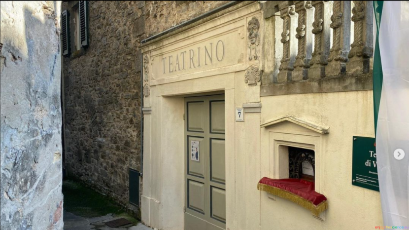 Vetriano: Il Teatro più Piccolo del Mondo!